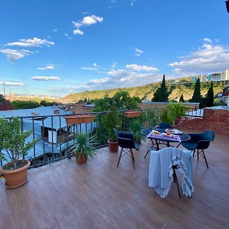 Hotel "Tbilisi Tales" In The Heart Of The Old City Екстер'єр фото