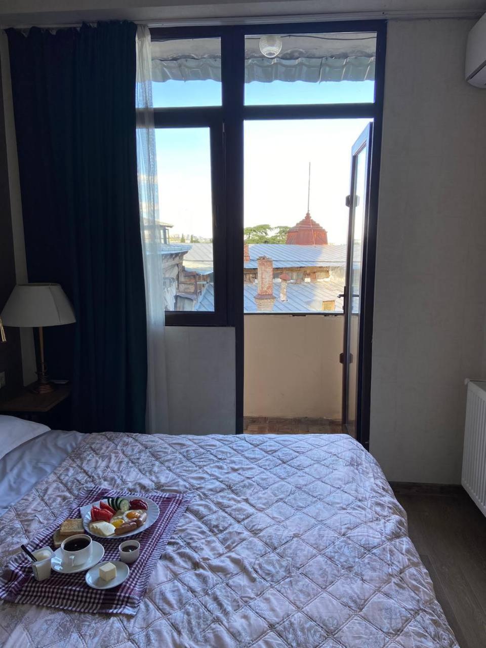 Hotel "Tbilisi Tales" In The Heart Of The Old City Екстер'єр фото