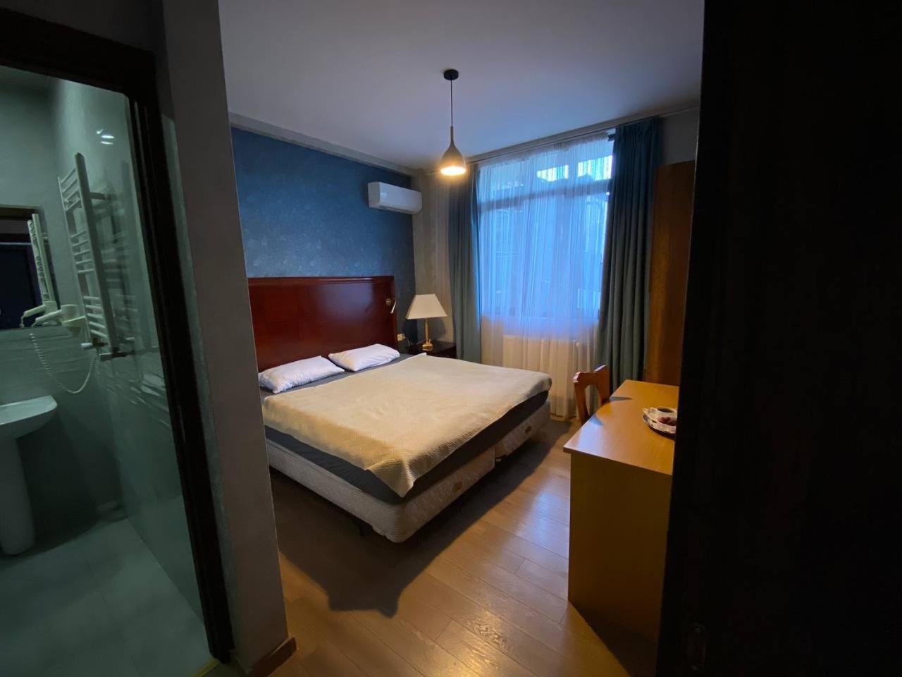 Hotel "Tbilisi Tales" In The Heart Of The Old City Екстер'єр фото