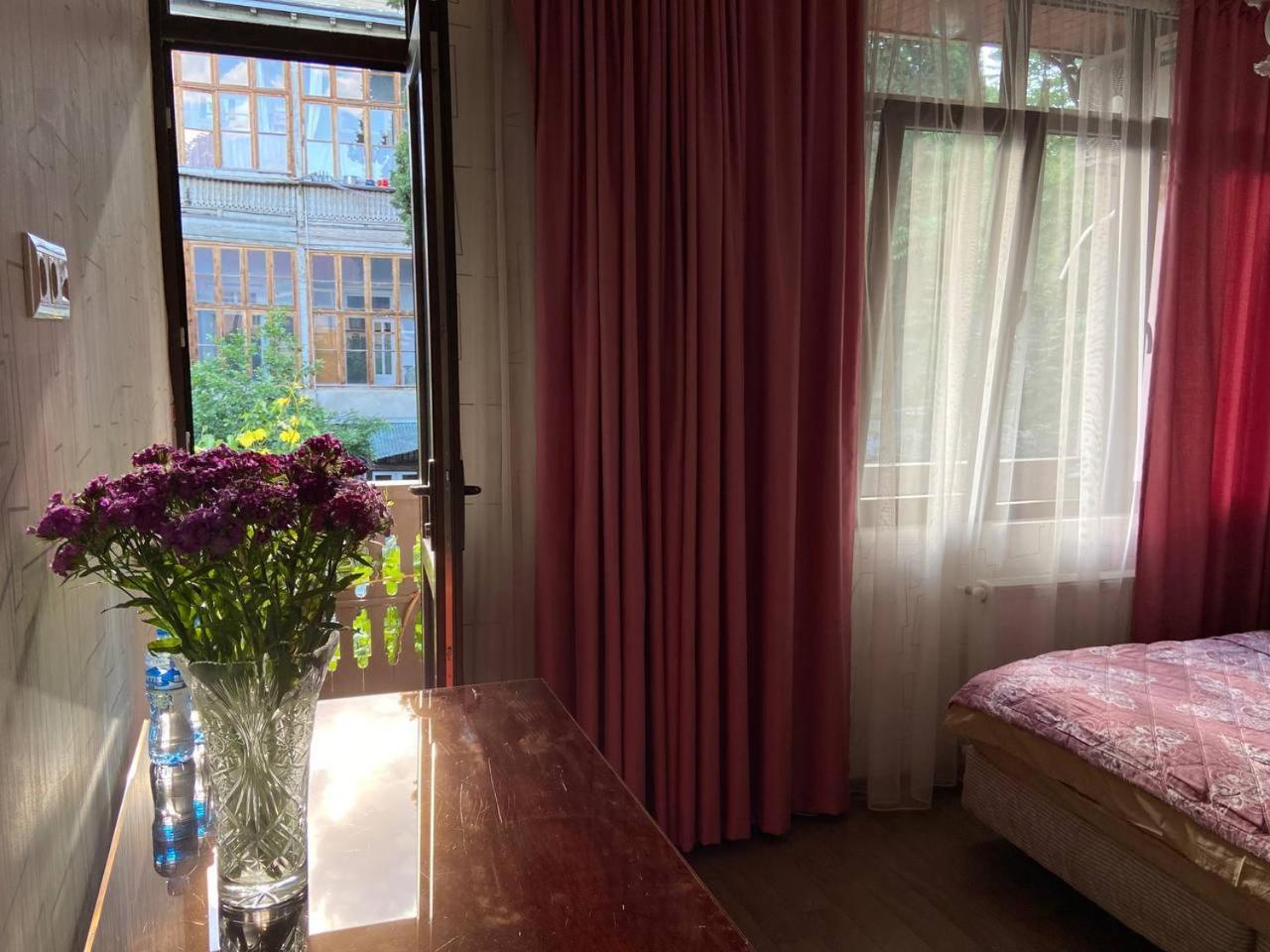 Hotel "Tbilisi Tales" In The Heart Of The Old City Екстер'єр фото