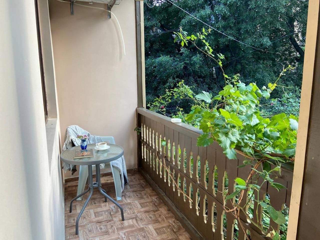 Hotel "Tbilisi Tales" In The Heart Of The Old City Екстер'єр фото